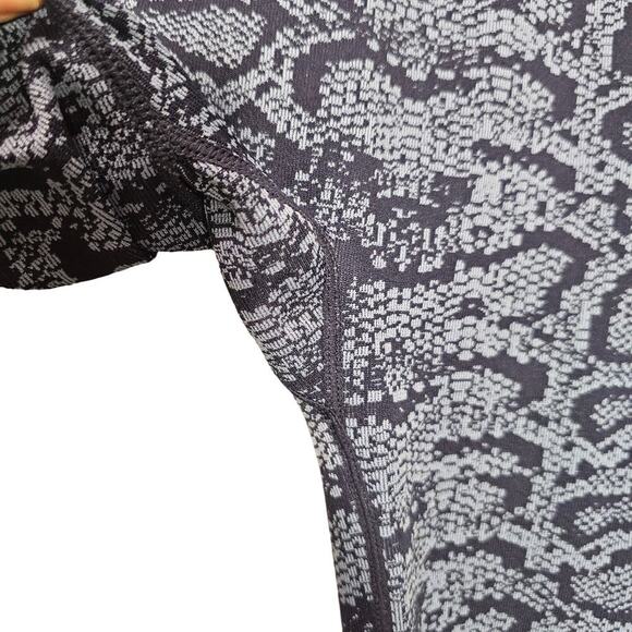 Ryka Blue Snake Print Stretch Seamless Inseam 30" Running Gym Legging size Large - Picture 5 of 9